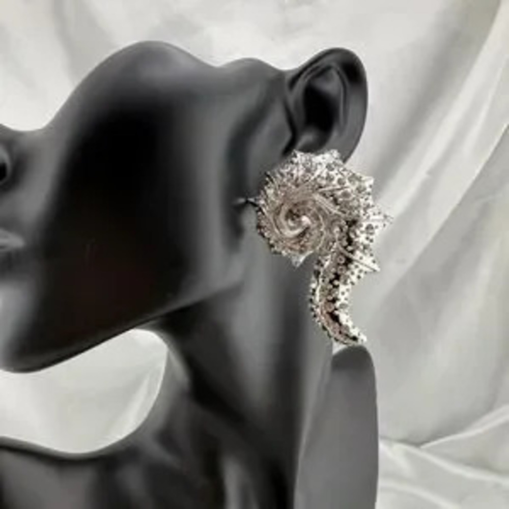 Zara Elegant Silver Seashell Earrings